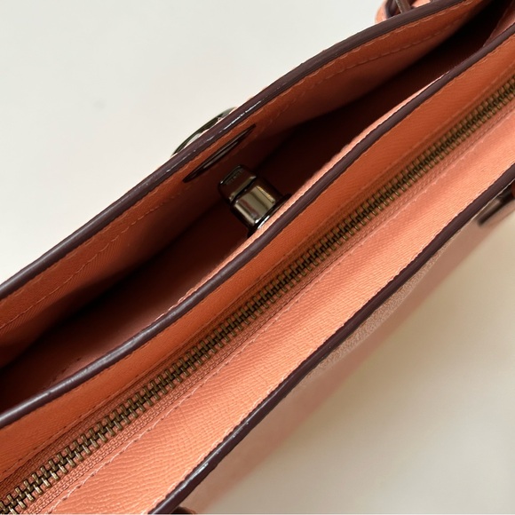 Coach Large Structured Pebble Tote w/Padded Tablet Compartment Excellent Cond. - Picture 7 of 16